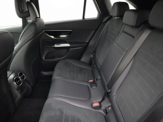 Mercedes-Benz GLC Photo 7