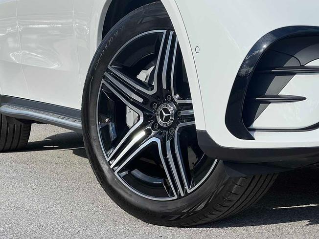 MERCEDES-BENZ Glc Photo 15