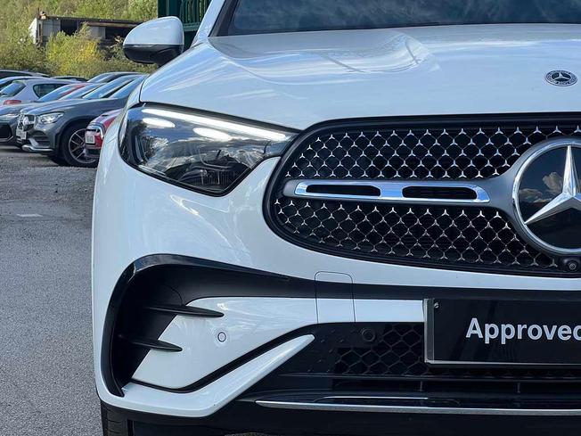 MERCEDES-BENZ Glc Photo 19