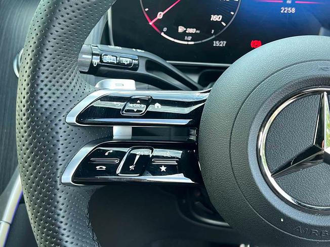 MERCEDES-BENZ Glc Photo 23