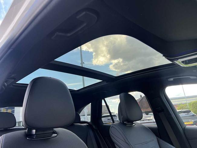 MERCEDES-BENZ Glc Photo 42