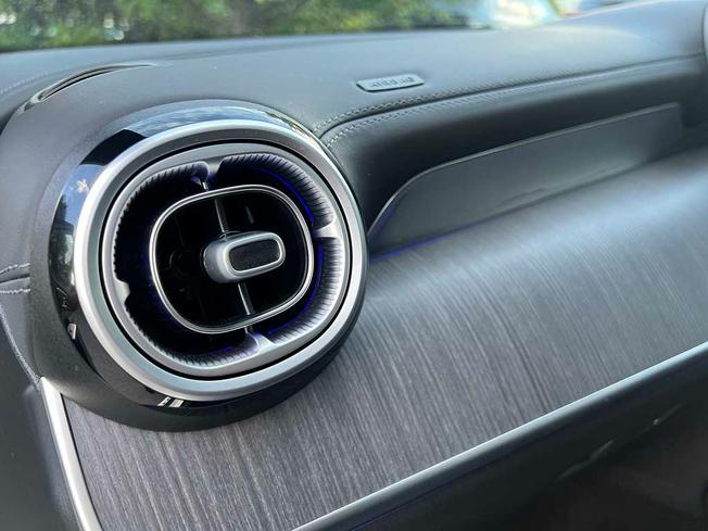 MERCEDES-BENZ Glc Photo 44