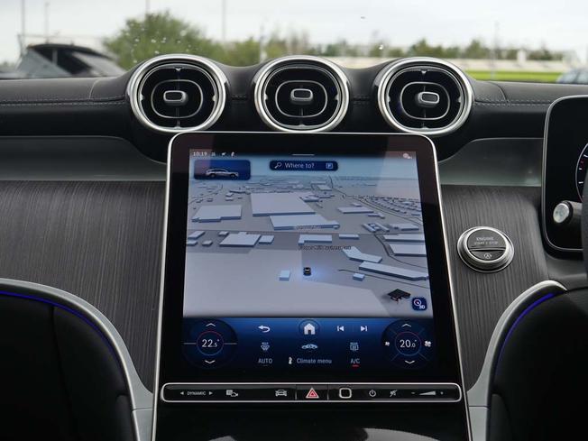 MERCEDES-BENZ Glc Photo 44