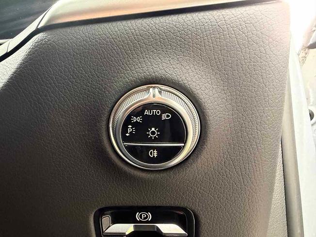 MERCEDES-BENZ Glc Photo 26