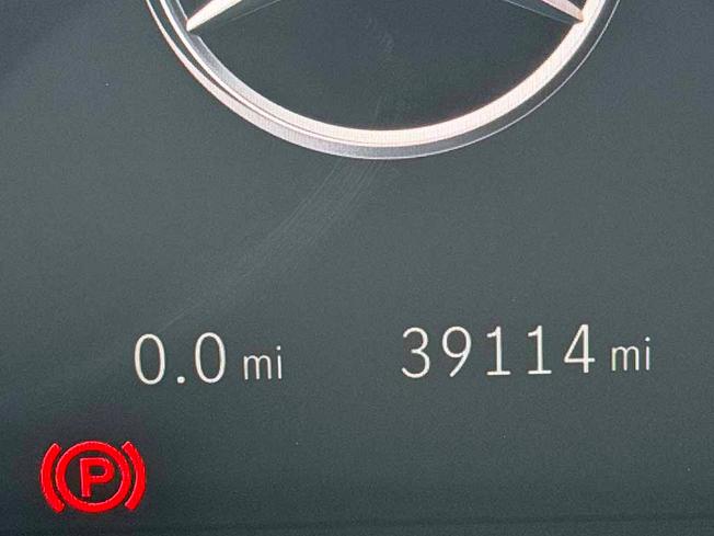 MERCEDES-BENZ Glc Photo 28