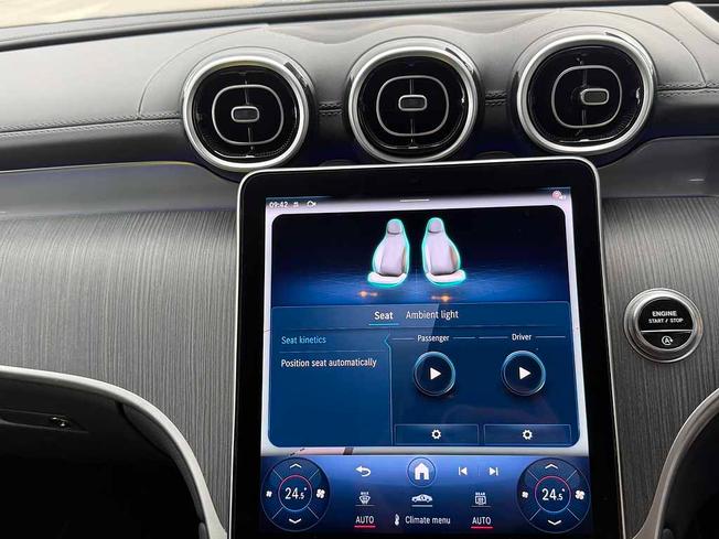 MERCEDES-BENZ Glc Photo 34