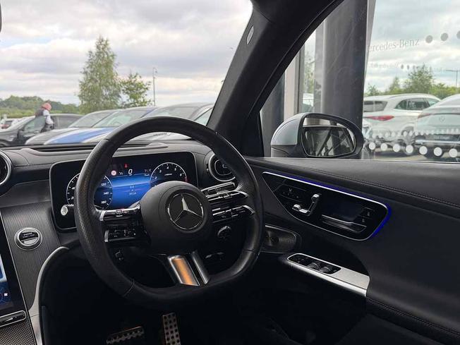 MERCEDES-BENZ Glc Photo 45