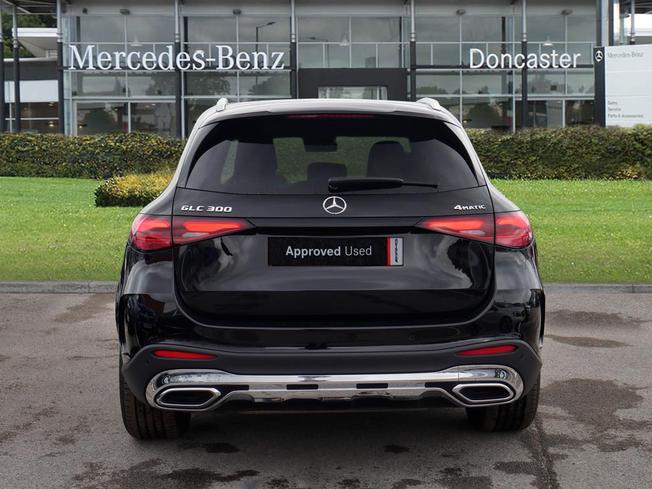 Mercedes-Benz GLC Photo 11