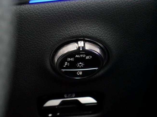 Mercedes-Benz GLC Photo 15