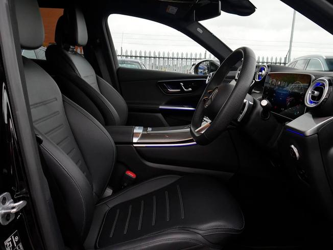 Mercedes-Benz GLC Photo 3