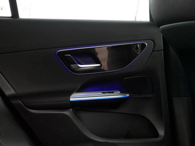 Mercedes-Benz GLC Photo 44