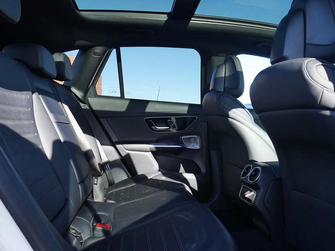 Mercedes-Benz Glc Photo 38