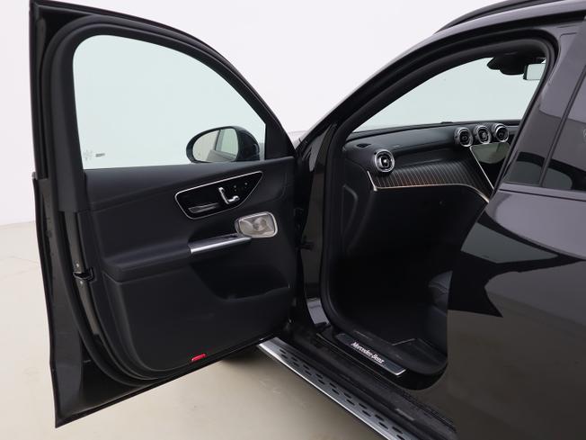 MERCEDES-BENZ Glc Photo 24