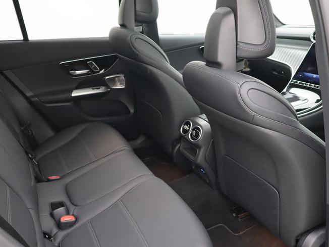 MERCEDES-BENZ Glc Photo 30