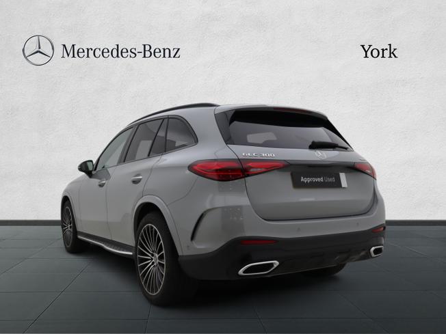 MERCEDES-BENZ GLC Photo 2