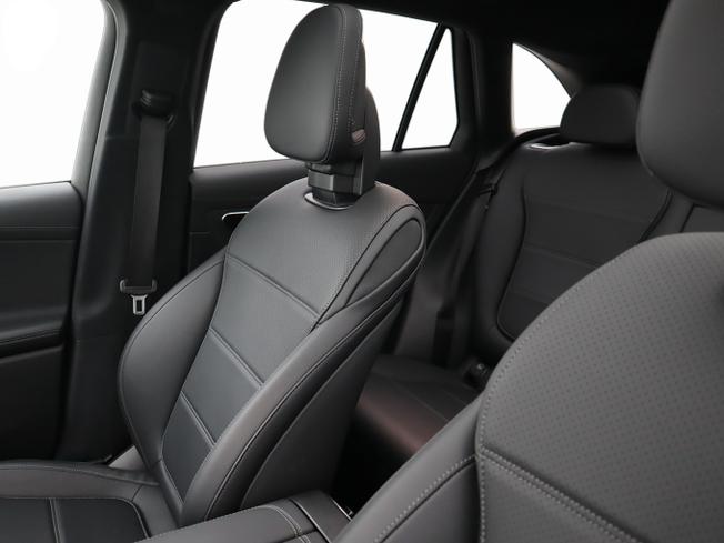 MERCEDES-BENZ GLC Photo 20
