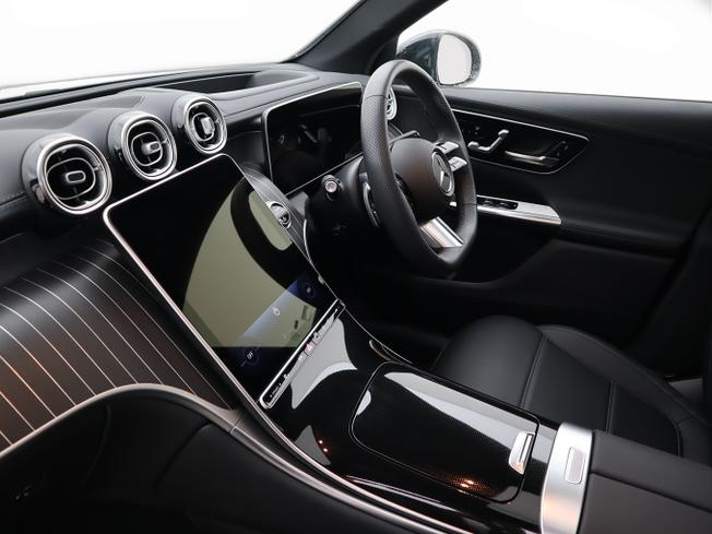 MERCEDES-BENZ GLC Photo 3
