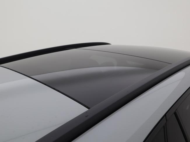 MERCEDES-BENZ GLC Photo 31