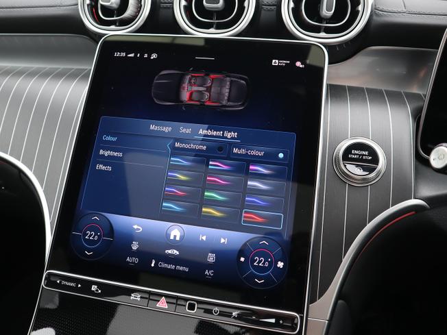 MERCEDES-BENZ GLC Photo 39