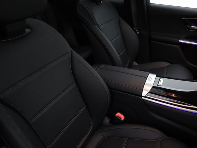 MERCEDES-BENZ Glc Photo 12