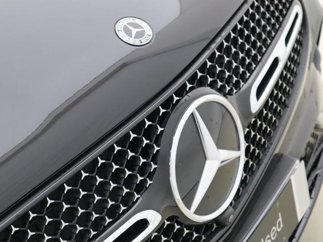 MERCEDES-BENZ Glc Photo 17