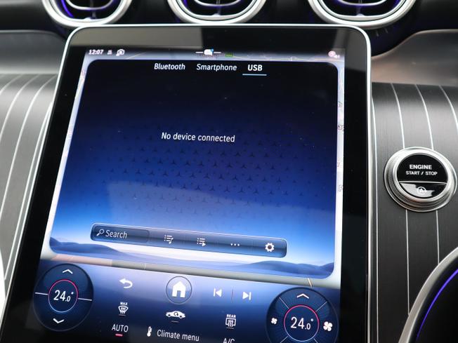 MERCEDES-BENZ Glc Photo 33