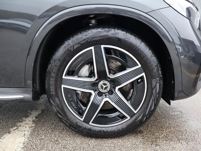 MERCEDES-BENZ Glc Photo 12