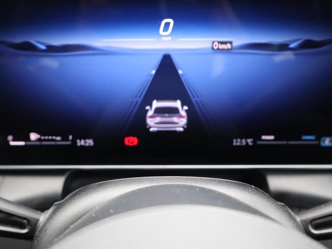 MERCEDES-BENZ Glc Photo 35