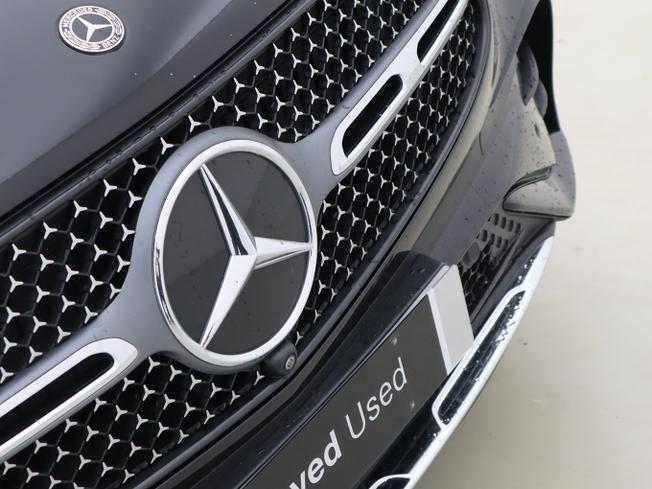 Mercedes-Benz GLC Photo 18