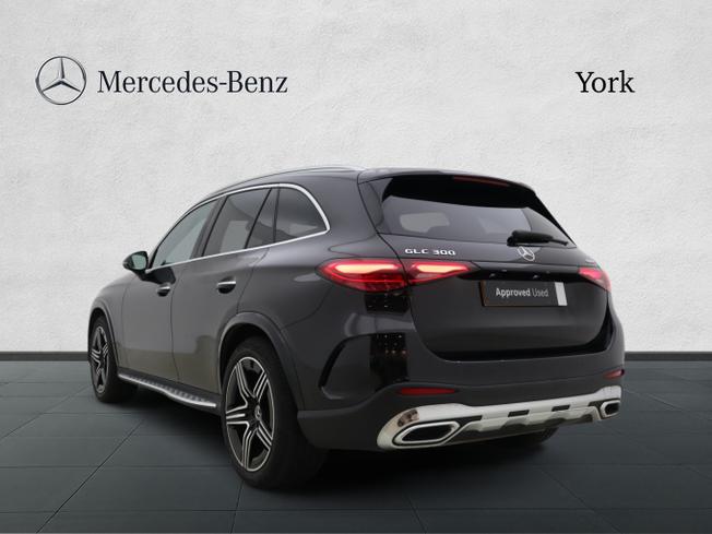 Mercedes-Benz GLC Photo 2