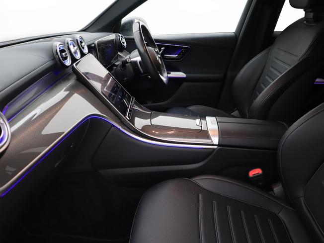 Mercedes-Benz GLC Photo 22