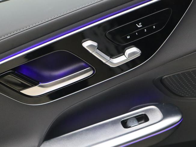 Mercedes-Benz GLC Photo 23