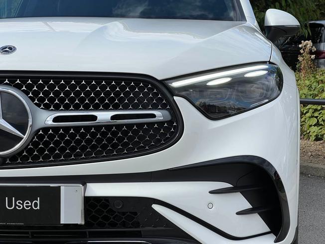 MERCEDES-BENZ Glc Photo 18
