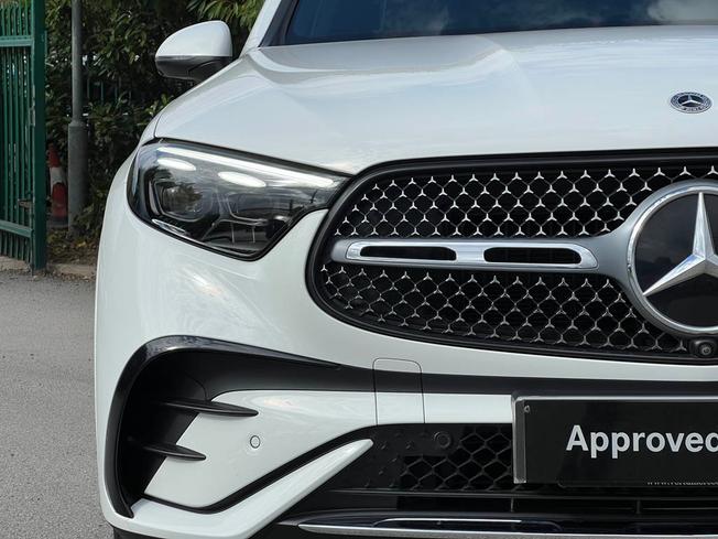 MERCEDES-BENZ Glc Photo 19