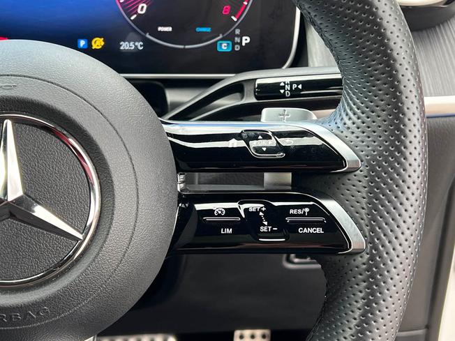 MERCEDES-BENZ Glc Photo 26