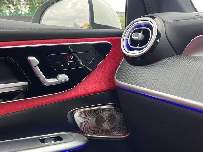 MERCEDES-BENZ Glc Photo 49