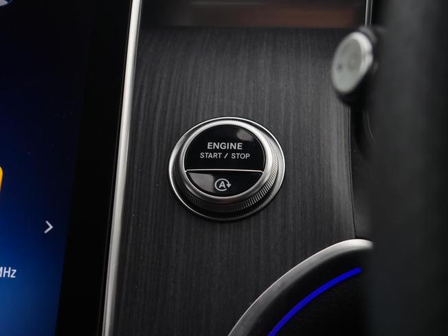 MERCEDES-BENZ Glc Photo 18