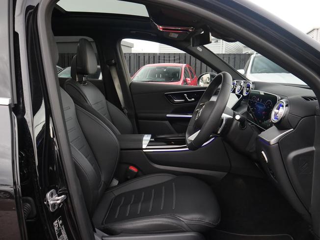 MERCEDES-BENZ Glc Photo 32