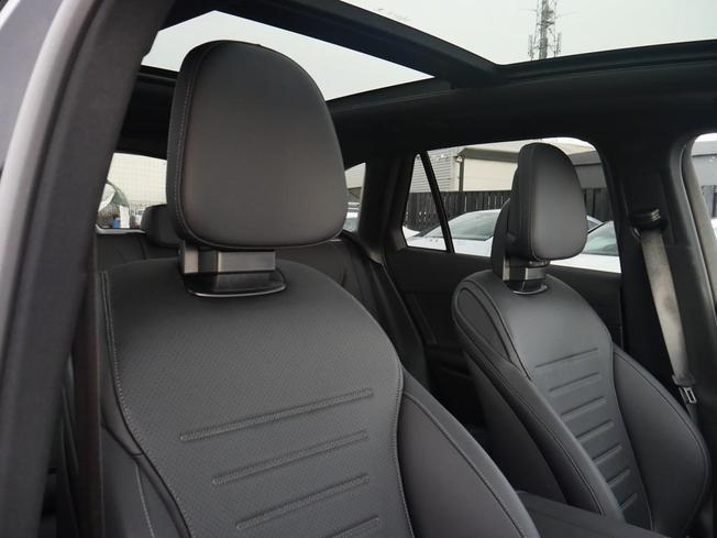 MERCEDES-BENZ Glc Photo 33
