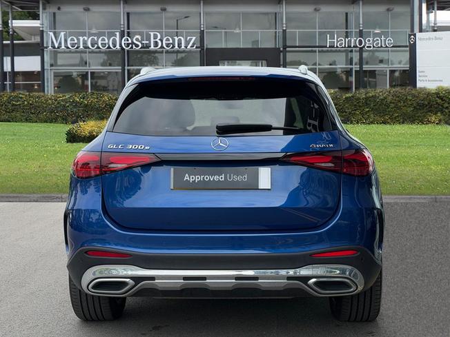 MERCEDES-BENZ GLC Photo 11
