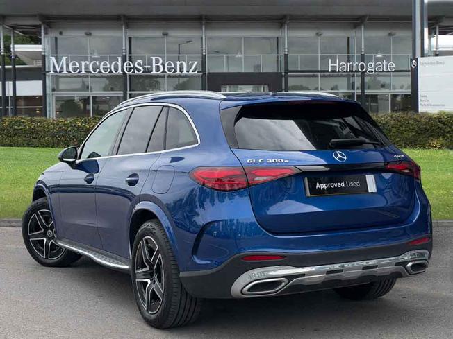 MERCEDES-BENZ GLC Photo 2