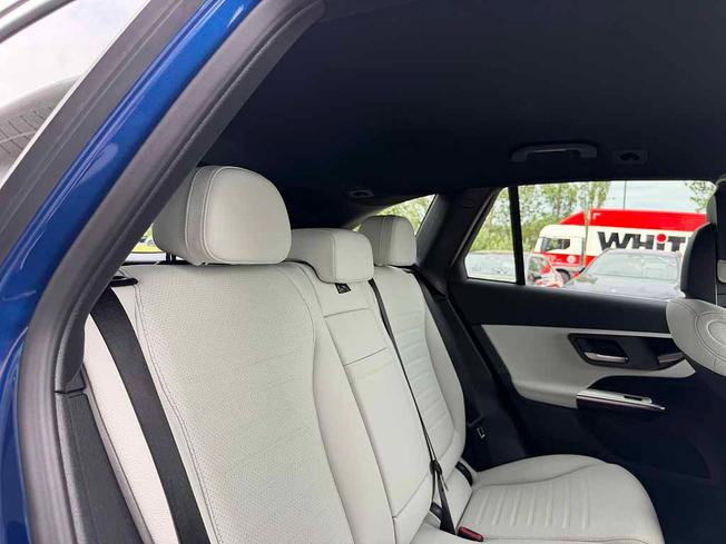 MERCEDES-BENZ GLC Photo 8