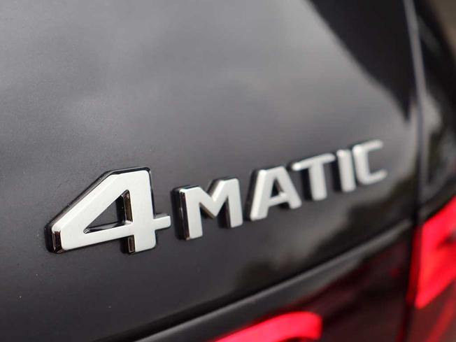 MERCEDES-BENZ Glc Photo 20
