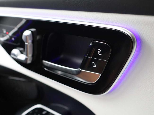 MERCEDES-BENZ Glc Photo 28