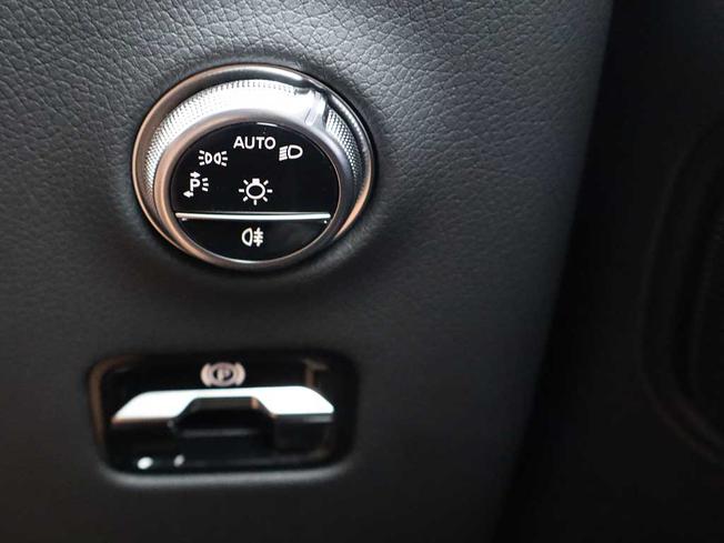 MERCEDES-BENZ Glc Photo 29