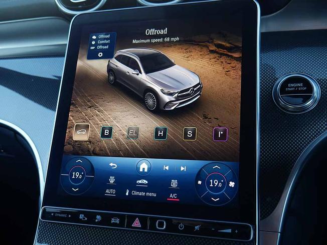 MERCEDES-BENZ Glc Photo 23