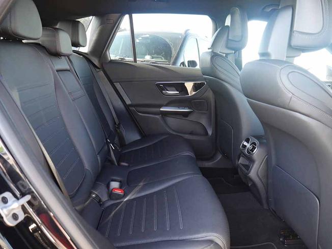 MERCEDES-BENZ Glc Photo 37
