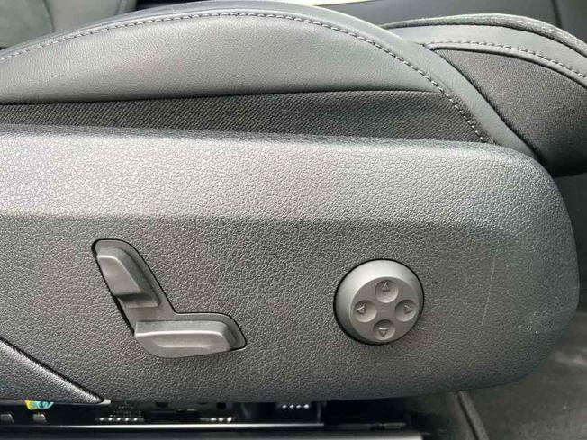 MERCEDES-BENZ Glc Photo 41