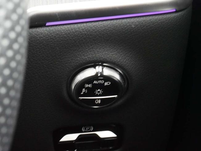 MERCEDES-BENZ Glc Photo 15