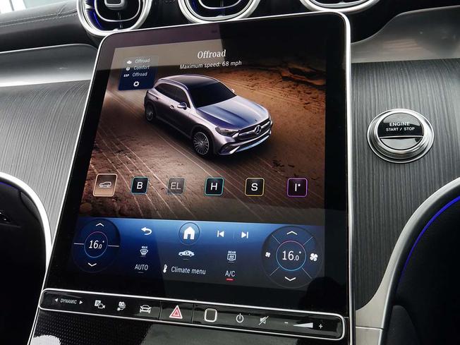 MERCEDES-BENZ Glc Photo 29